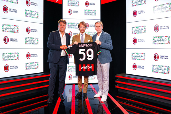 Hally & Son is the new Official Fashion Eyewear Partner of A.C. Milan.
